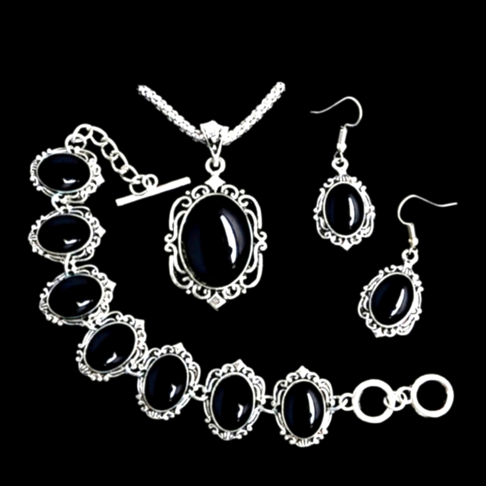 Vintage Tibetan black necklace earrings bracelet set...NWT